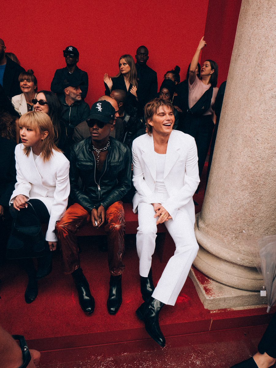 GQMagazine's tweet photo. Skepta, Naomi Campbell, Tyler Mitchell, and Chaeyoung bring energy to Ferragamo’s new era https://t.co/tJoRwHq7eK https://t.co/tksbzLXmGM
