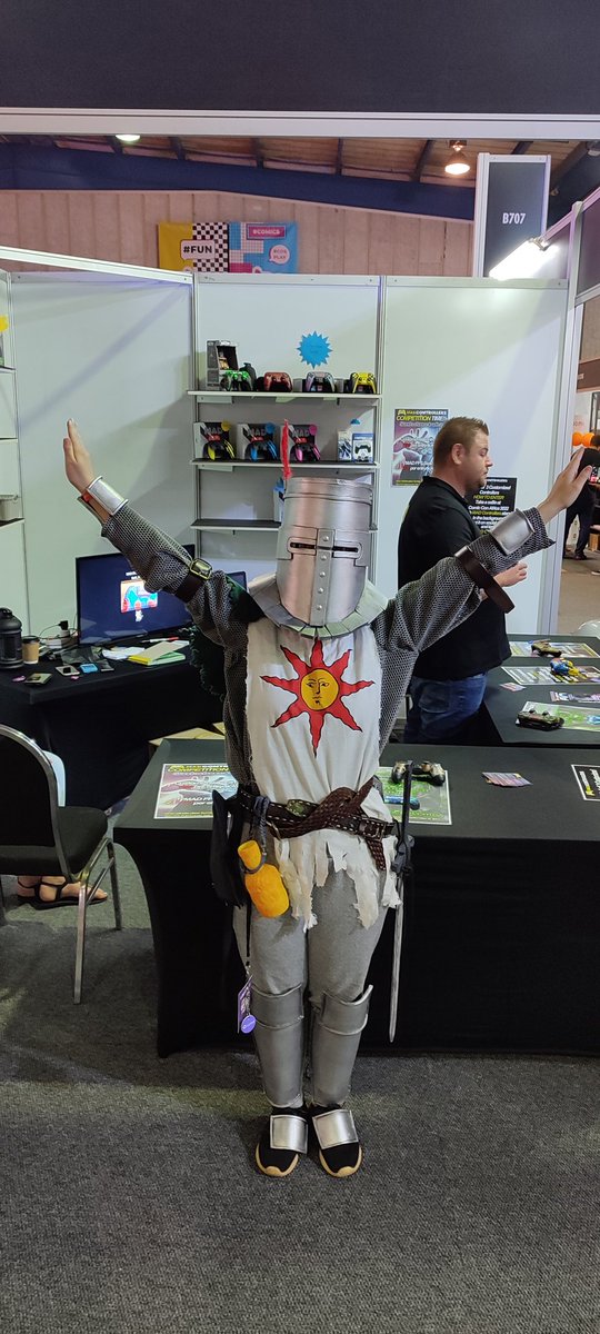 catonice1's tweet photo. @MadControllers @ComicConAfrica Praise the custom controllers! https://t.co/SRR9zQwMsq