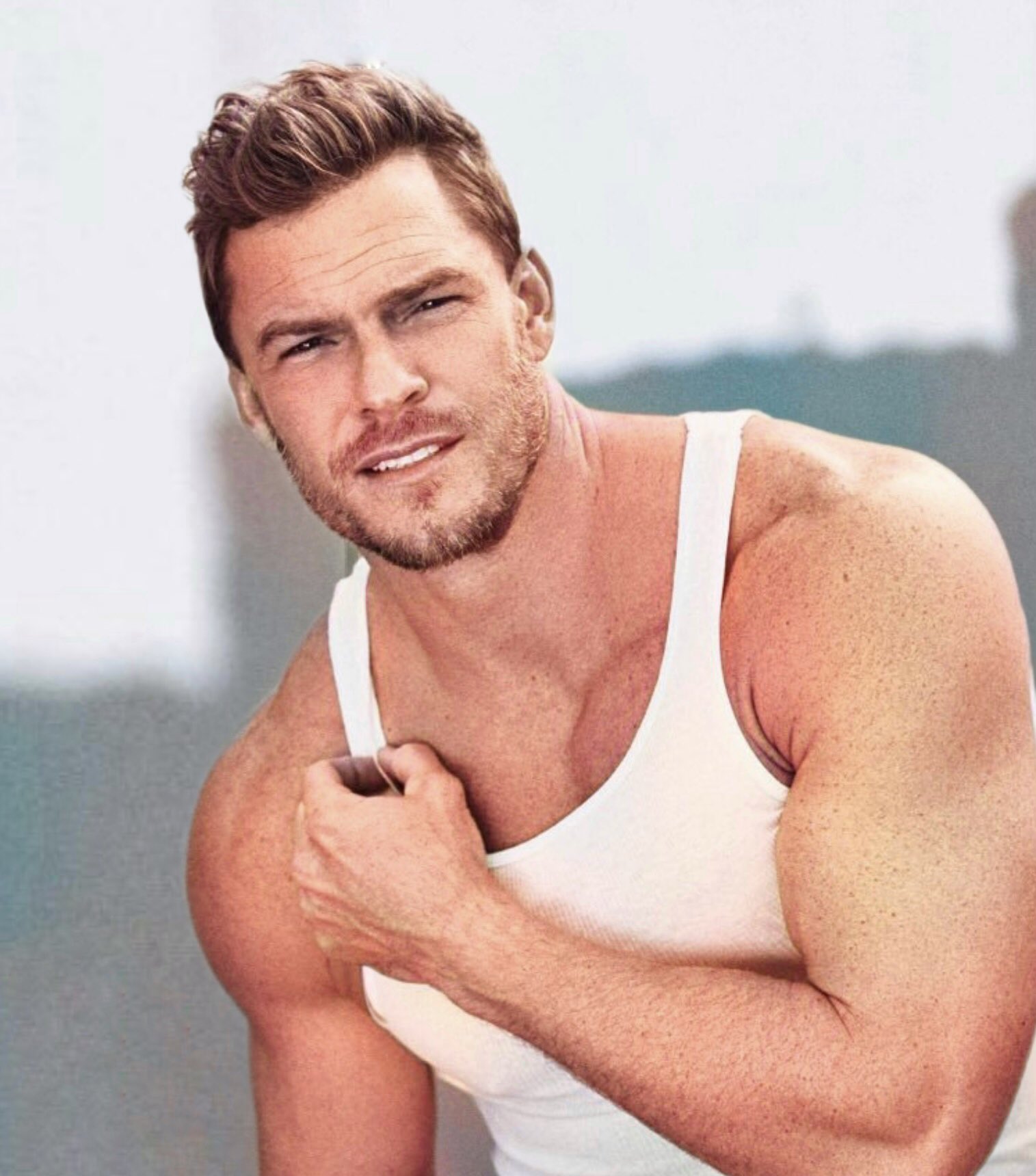 Alan Ritchson 2022