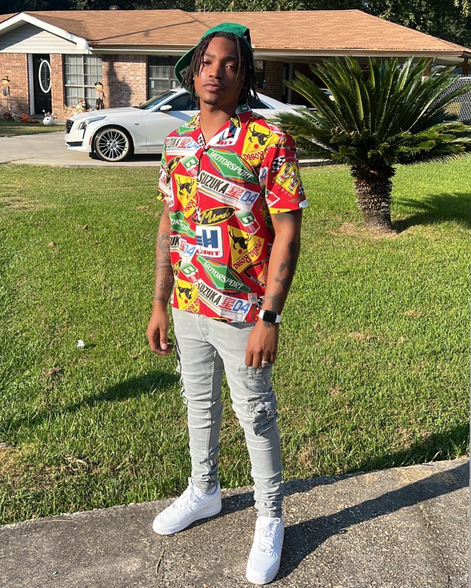 3xcozzy's tweet photo. U prolly heard that i was pussy from a p**** niqqa!!! #Ahhprettybaw 3️⃣✖️ https://t.co/yB689vcQHF