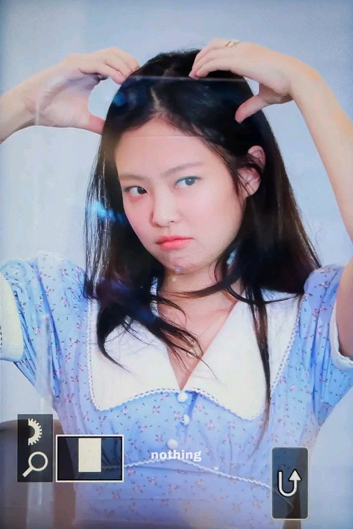 AlcasidChris's tweet photo. Jennie cutie #JENNIE https://t.co/g3NrIIvqGV
