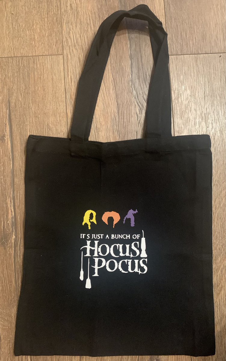 WainWoodDesigns's tweet photo. Busy week this week fulfilling our Halloween orders which have already started to pile in!! 👻 🎃 🧙‍♀️ 

We even received a lovely bulk order for tote bags from a customer!! ⭐️ 

🛍 Check out our Halloween collection:  https://t.co/QtZK3ryvlX

#Halloween2022 #etsyshop #HocusPocus https://t.co/wFojEZk7hz