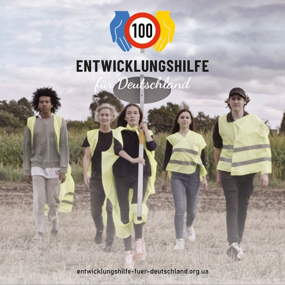 embargo4peace's tweet photo. Alles muss man selber machen! Jetzt kommt das #DIY #Tempolimit für #Deutschland #EdF https://t.co/MJViiifpFb https://t.co/ZY6Ev8DmN4