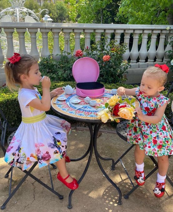 ❤️❤️❤️ #InternationalDaughtersDay https://t.co/SL0wc6IFVL<a href="/tag/internationaldaughtersday"class="tags">#InternationalDaughtersDay</a>