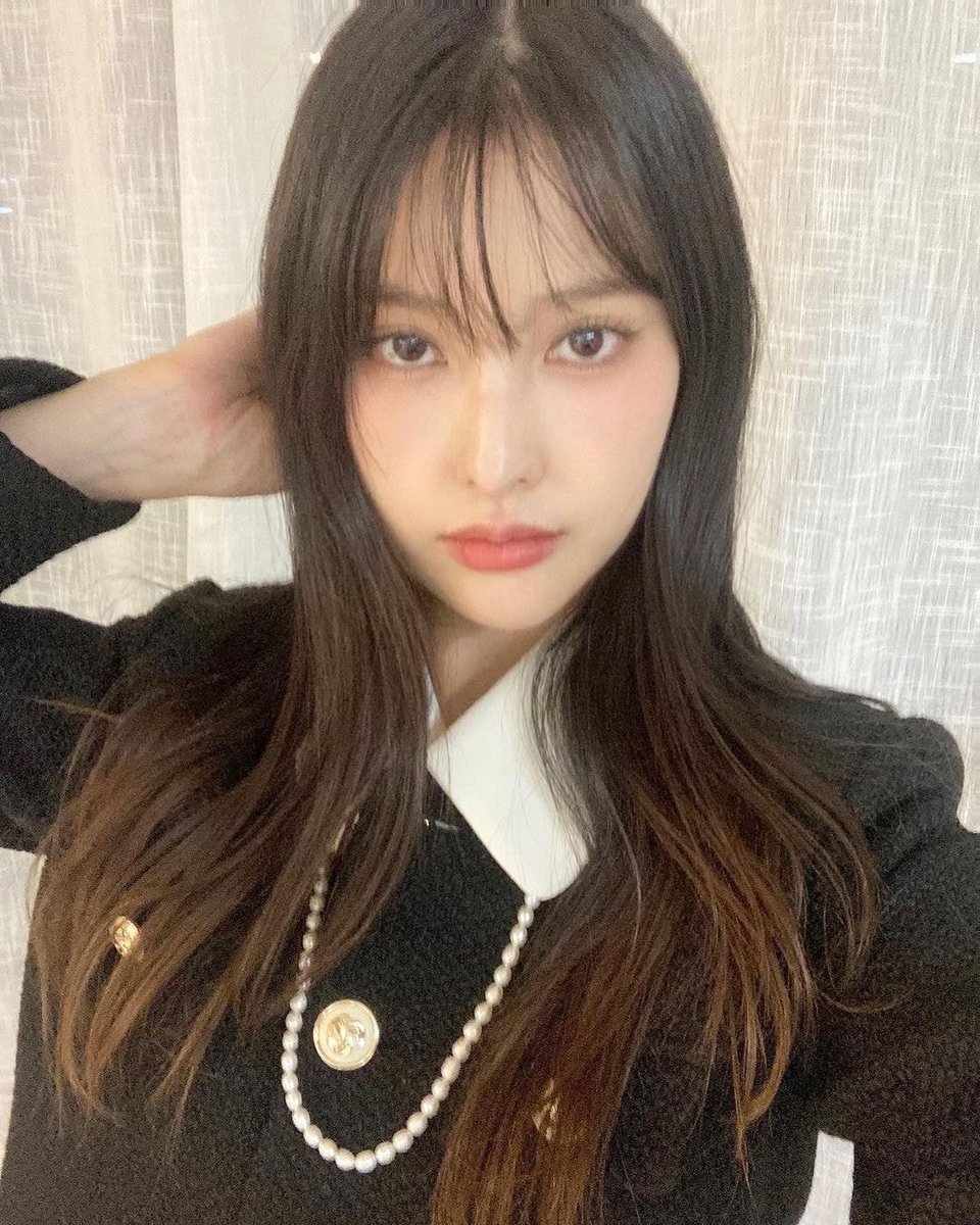 pannchoa on Twitter "KARA's Gyuri proves that she still owns up to her