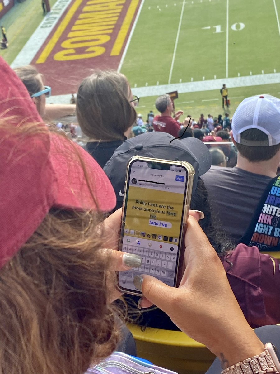 BarstoolPhilly's tweet image. NO ONE LIKES US, WE DON’T CARE

(via @dschwartz319)