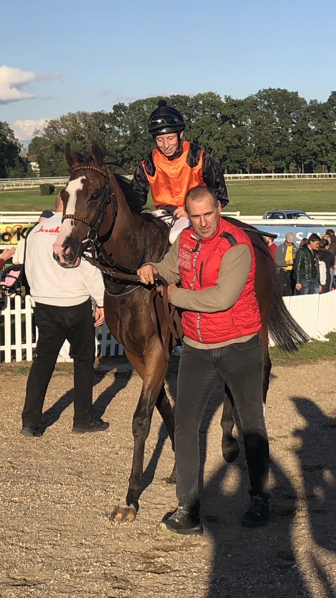 GermanTurf (@ag_cgn) on Twitter photo Congratulations to the young and ambitious 🇬🇧<a href="/Gav_Ashton/">Gavin Ashton</a> who won the top handicap today at 🇩🇪Cologne. Perfect ride!
(Horse: Duke of Lips, Trainer: Eva Fabianova)
#horseracing <a href="/KRV1897/">Kölner Renn-Verein</a> #deutschergalopp Congratulations to the young and ambitious 🇬🇧<a href="/Gav_Ashton/">Gavin Ashton</a> who won the top handicap today at 🇩🇪Cologne. Perfect ride!
(Horse: Duke of Lips, Trainer: Eva Fabianova)
#horseracing <a href="/KRV1897/">Kölner Renn-Verein</a> #deutschergalopp