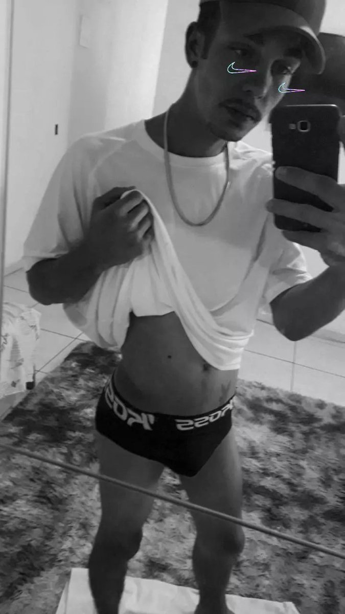 Rafinhaleto's tweet photo. 🖤🐉✨ #GAY #PINTOAWARDS #MALOKA https://t.co/H7QU3PQnZH