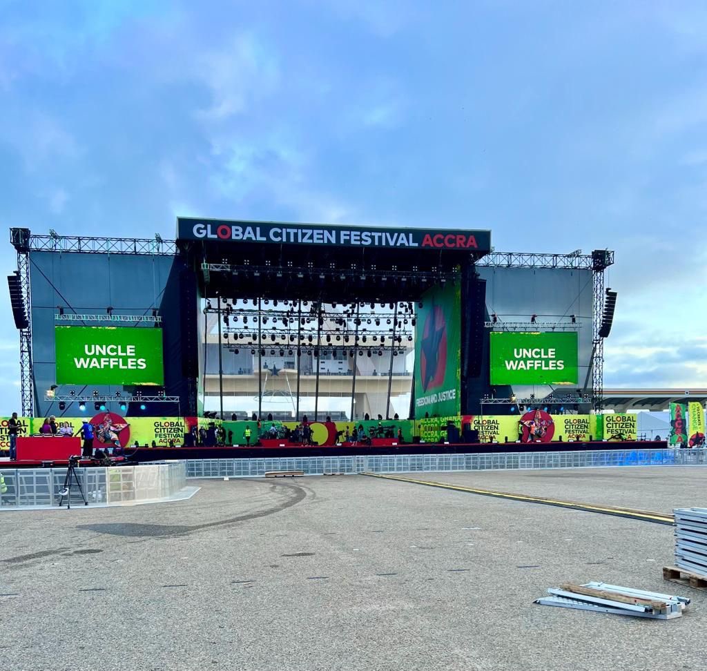 Meet the general, <a href="/RuddyKwakye/">Ruddy Kwakye</a>; a Ghanaian media maverick whose outfit was the team lead &amp; host liaison for all things #GlobalCitizenFestival in Accra. He also led &amp; facilitated the arrival of the British-pound-dominated-7-figure multipurpose stage in West Africa. 

More below👇🏽