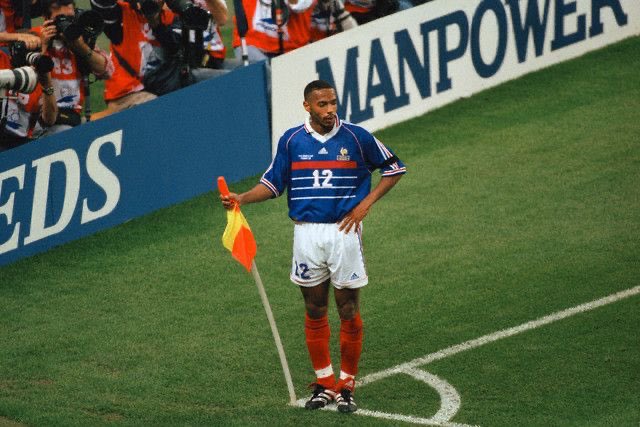 chevalier_max's tweet photo. Victoire en coupe et golazooo ⚽️ avec une célébration pour faire plaisir au supporters adverse 😘 #WhatAPlayer #Buteur #FC2S #RoadToFinale #CelebrationCommeMonIdole 🔵🔴 https://t.co/dKUWHBYeKb