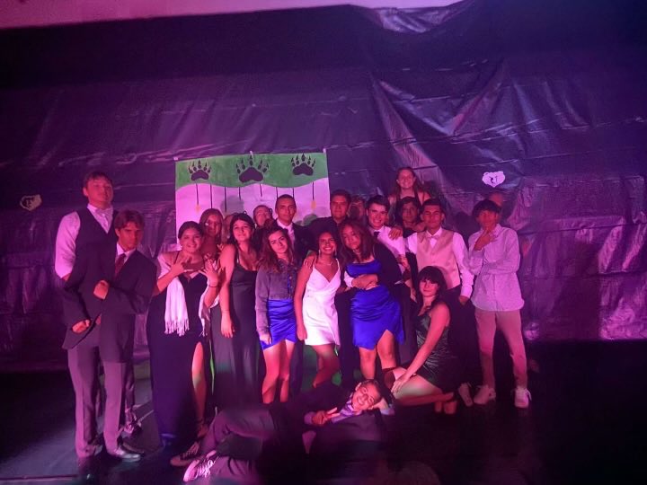 RidgeJrotc's tweet photo. JROTC cadets had a great time at the Ridge Homecoming last night. https://t.co/E7tDKtyttc
