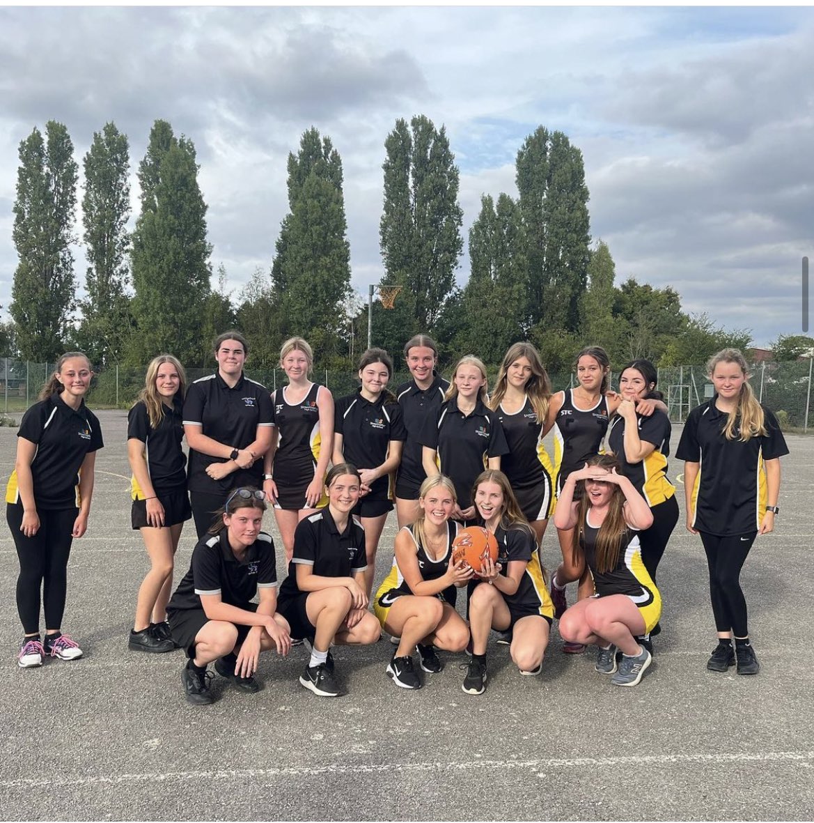 Sports clubs were back up and running last week and it was great to see so many students attending them! 👏