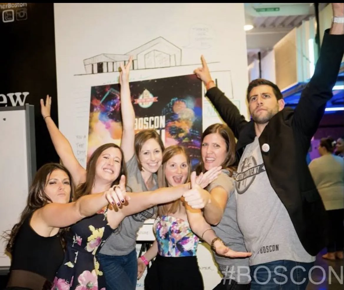 attackofthetext's tweet photo. Eight years ago, when inbound marketing was still in its early stages, a bunch of crazy kids came together and threw a content party 💕 https://t.co/FX76rK2RBh