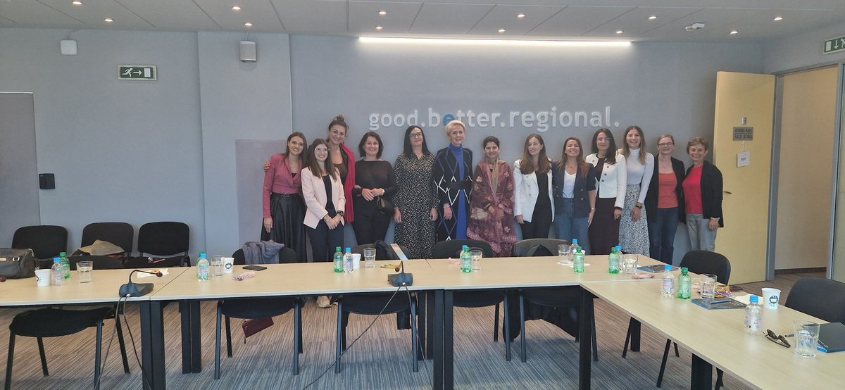 evisikopliku's tweet photo. 📌 Day 3, Sarajevo
Thanks to the support and embracing of new initiatives on #womenempowerment by @MajlindaBregu, @rccint hosted today the next meeting of @G100wefleaders together with the #regionalnetwork of #womeninentrepreneurship.
@harbeenarora @RafaelaRica3 https://t.co/PhQpzqb5vc