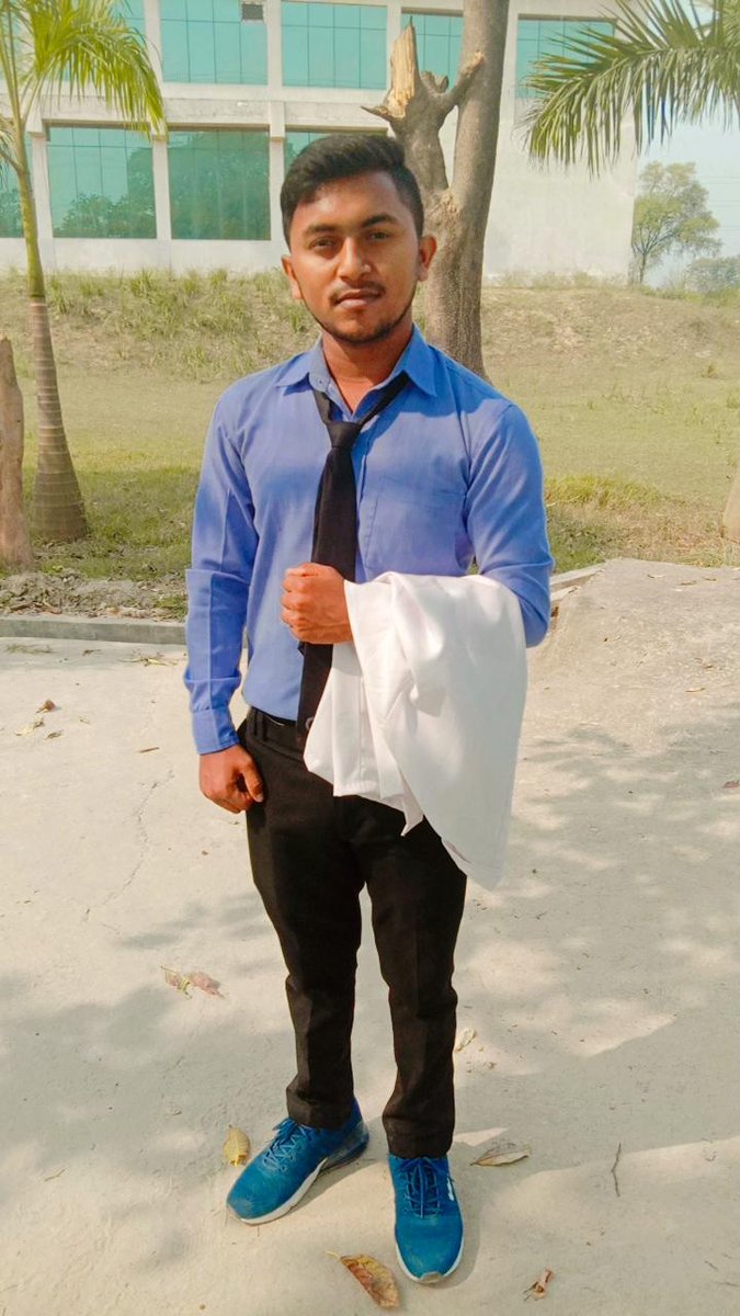 IamRahulKumar2's tweet photo. A #doctor gives to the #patients through the #medicine... ❤️
A#pharmacist gives life to #medicines through his #knowledge and skill... ❤️
Proud to be a pharmacist... ♥️
@pharmacists @cvspharmacy #pharmcy https://t.co/DxhF8KaB7m