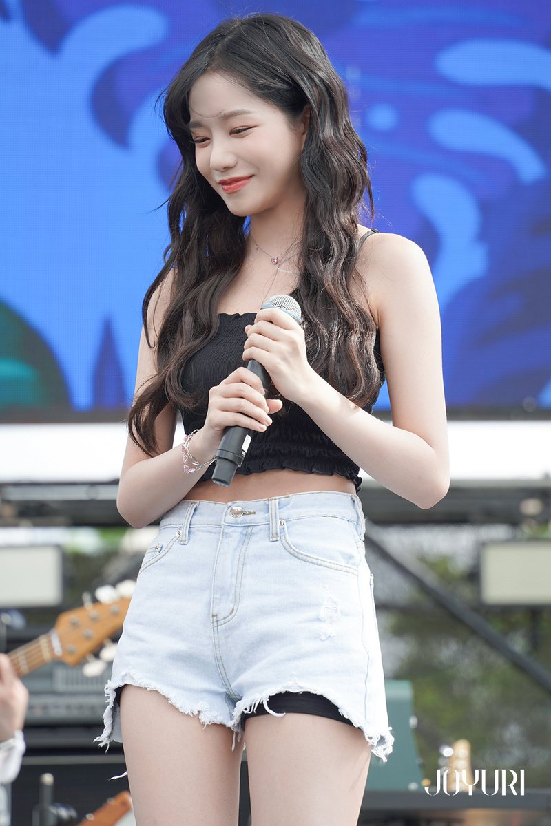 jo yuri pics ☁️ on Twitter: "yuri's fancafe update with the summer