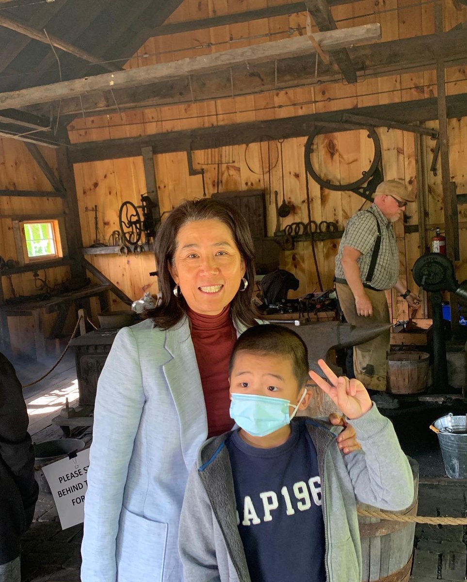 yanwangmarkham's tweet photo. Applefest is an annual tradition at @markhammuseum and is the tastiest event of the year! 

Interacting with the youth is so enjoyable. More outdoor activities are definitely beneficial to everyone’s mental health
@frankscarpitti @Amanda_Collucci https://t.co/h6NER6hEY4