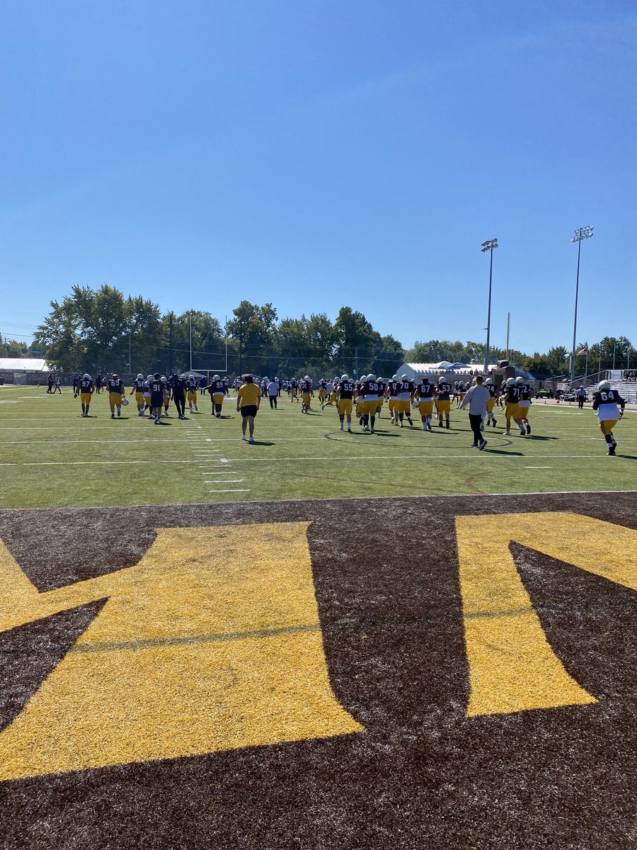 RyanMcDonough88's tweet photo. Had a great visit to @QUFootball yesterday, thank you for the invite @Coach_Ladd! https://t.co/sjF0CAEoXt