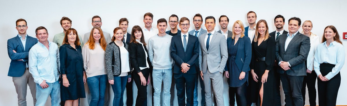 ReibergerThomas's tweet photo. #VLSG #ViennaLiverStudyGroups Retreat #2022
#livertwitter #cirrhosis #portalhypertension #liverfibrosis #inflammation #aclf https://t.co/thYrUtp4IE