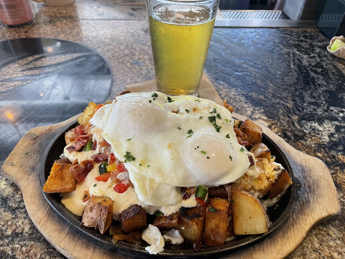 CoachHop's tweet photo. 🏋️🏃🏼‍♂️🍳🍺 #SundayMorningweightd #Sundaymirningrun #SundayBrunch and 🏈 #SundayFunday #barleymash #mondaycanwait https://t.co/EuQ7ubO71F