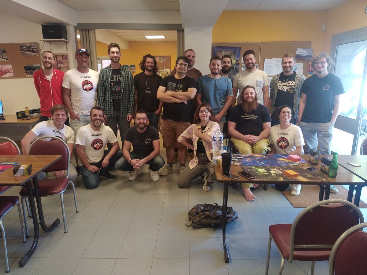 MagicandGames34's tweet photo. #mtgdominaria #mtg #mtgdraft super journée avec les membres de l'asso, 18 joueurs présent au QG, pour ce scellé Dominaria https://t.co/zb4YaiNQtJ
