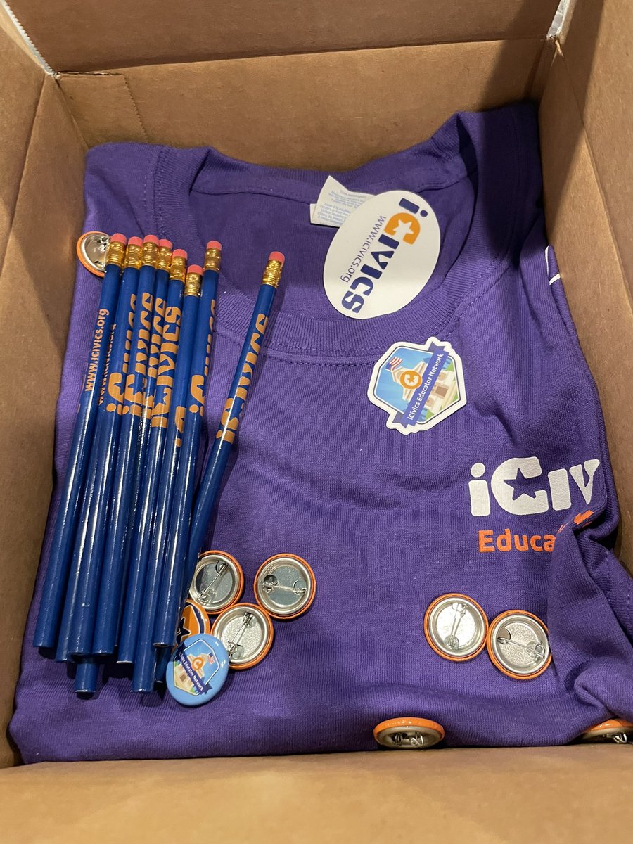 socialstudiestx's tweet photo. Flat Ana has now made her way to Texas and will be ready for @TxSocialStudies #txcsstalks and @NCSSNetwork #ncss22 #historyteeshowdown with our #iCivicsEdNet folks https://t.co/eCttxCQayL
