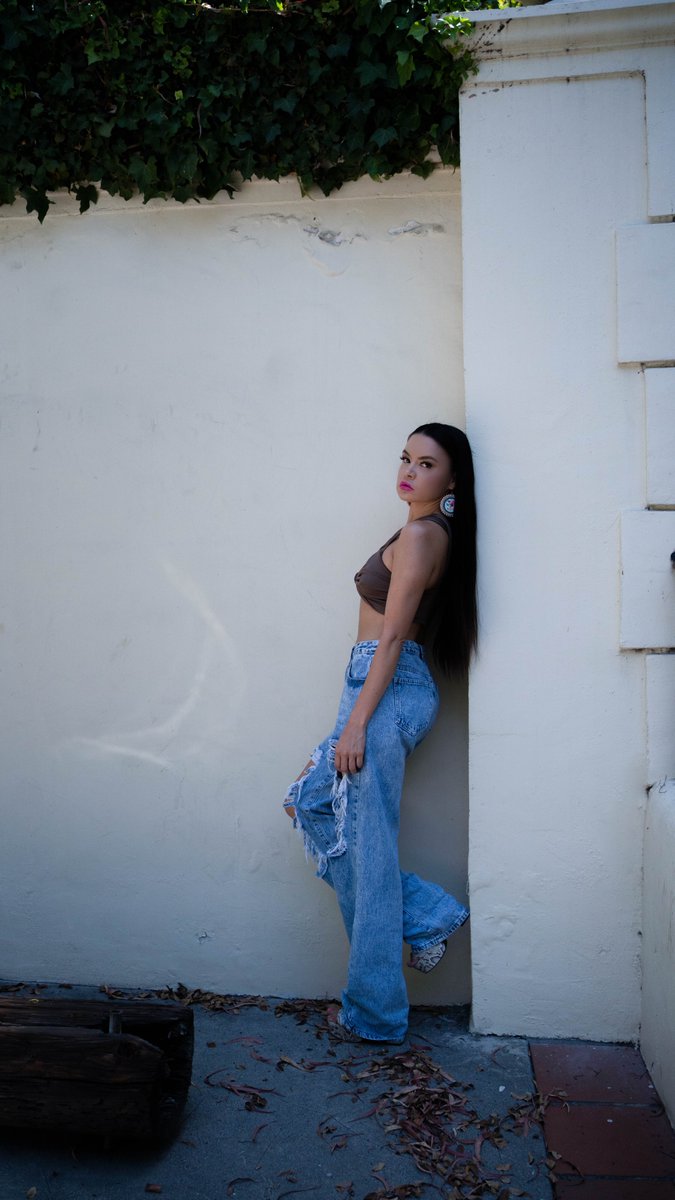 ShaunaBaker's tweet image. Photo dump of me wearing these cute earrings by #HoneyLoveBeadwork ❤️😍 #SupportNative #BuyNative #NativeMade