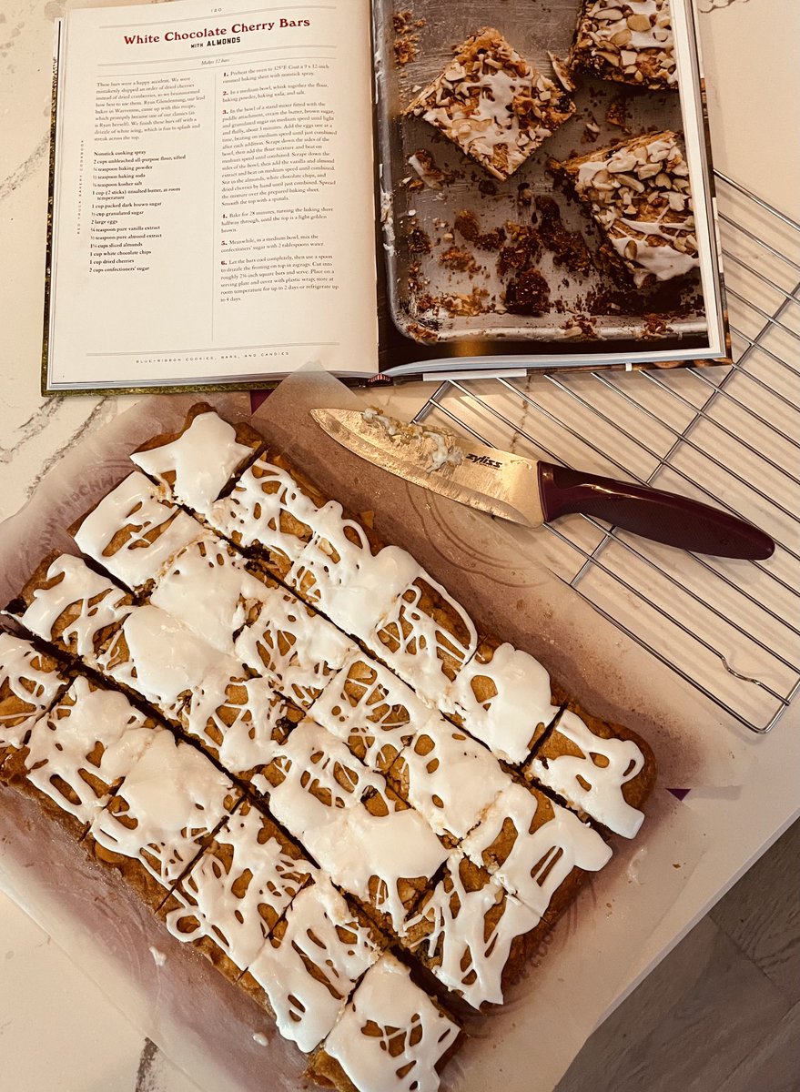 diggsyt's tweet photo. Today’s Baking Challenge: White Chocolate Cherry Bars with Almonds ⁦@RedTruckBakery⁩ https://t.co/4ciHOChYHh