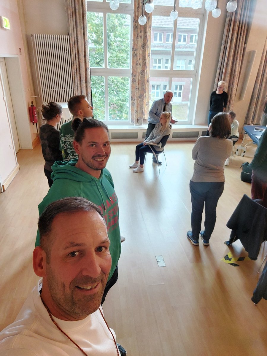 fdm_worldwide's tweet photo. Fascial Distortion Model Module 1 in Hannover, Germany with Dr. Georg Harrer (VIENNA) at Annastift Hannover with medical doctors and physiotherapists introduced to a new medical model #fascialdistortionmodel #medicine #Doctors #physiotherapy #physio https://t.co/rgGVeZRYqM