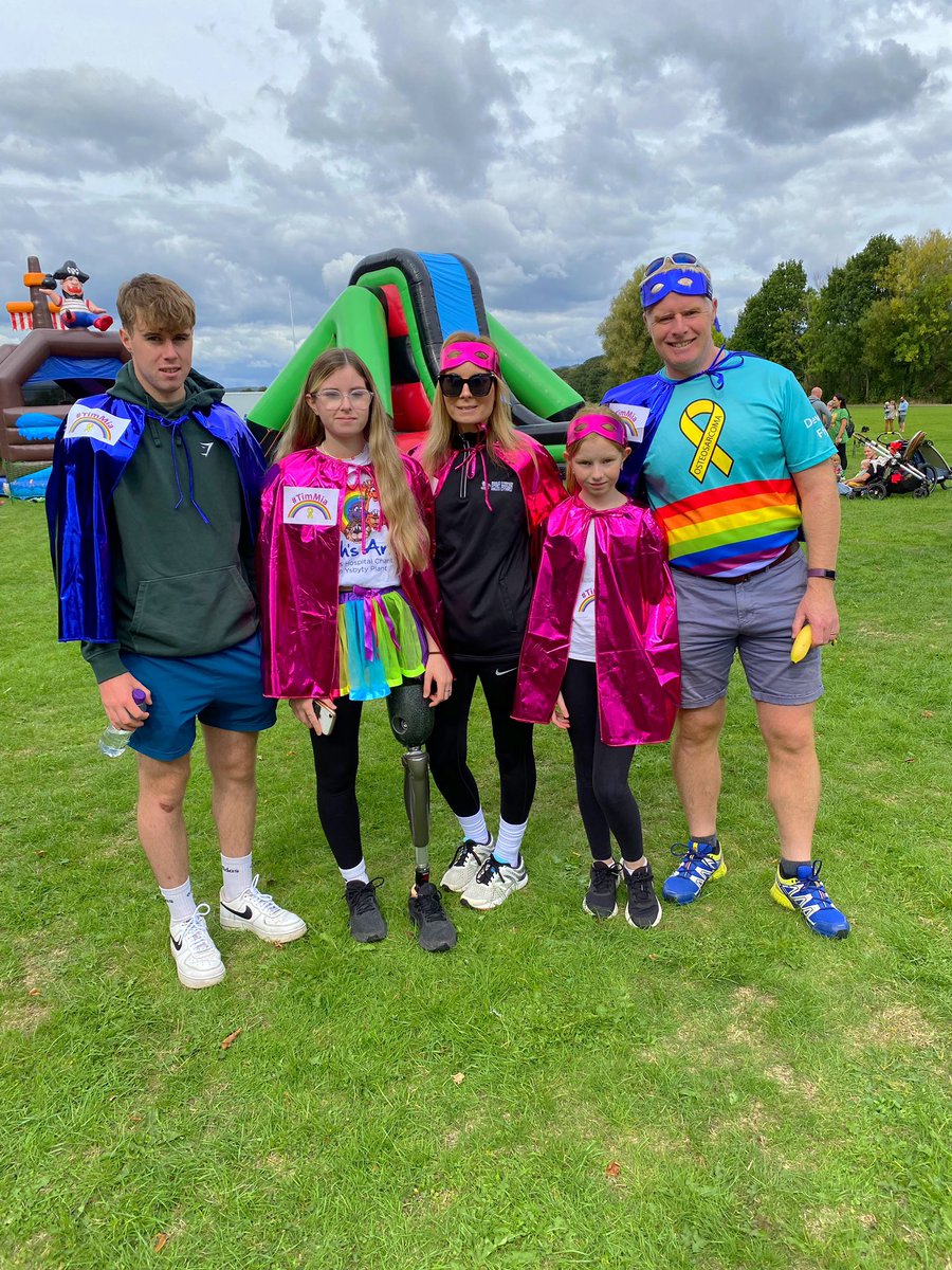 Emma Lloyd tweet media