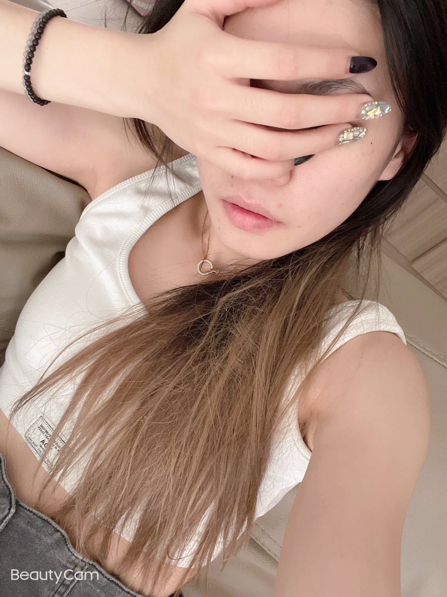 ni0487561's tweet photo. 為什麼 會痛 https://t.co/MK71zFYiMB