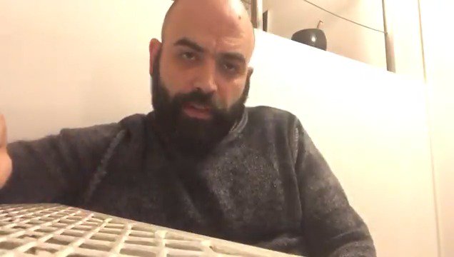 ProgressistaIMB's tweet photo. #Saviano dopo il voto si sfoga sui social e se la prende anche con la sua scorta:

"Sono stufo di avere agenti che si dichiarino patrioti e che votino #Meloni e #Salvini. Datemi dei partigiani"

#elezioni2022 #exitpoll https://t.co/Srh9adpLrs