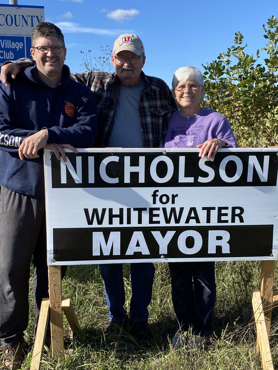 Feeling much better and got out for some fresh air, put out the last of the signs. Big thanks to my Mom and Dad visiting from Alberta for the help!  #nicholsonforwhitewatermayor