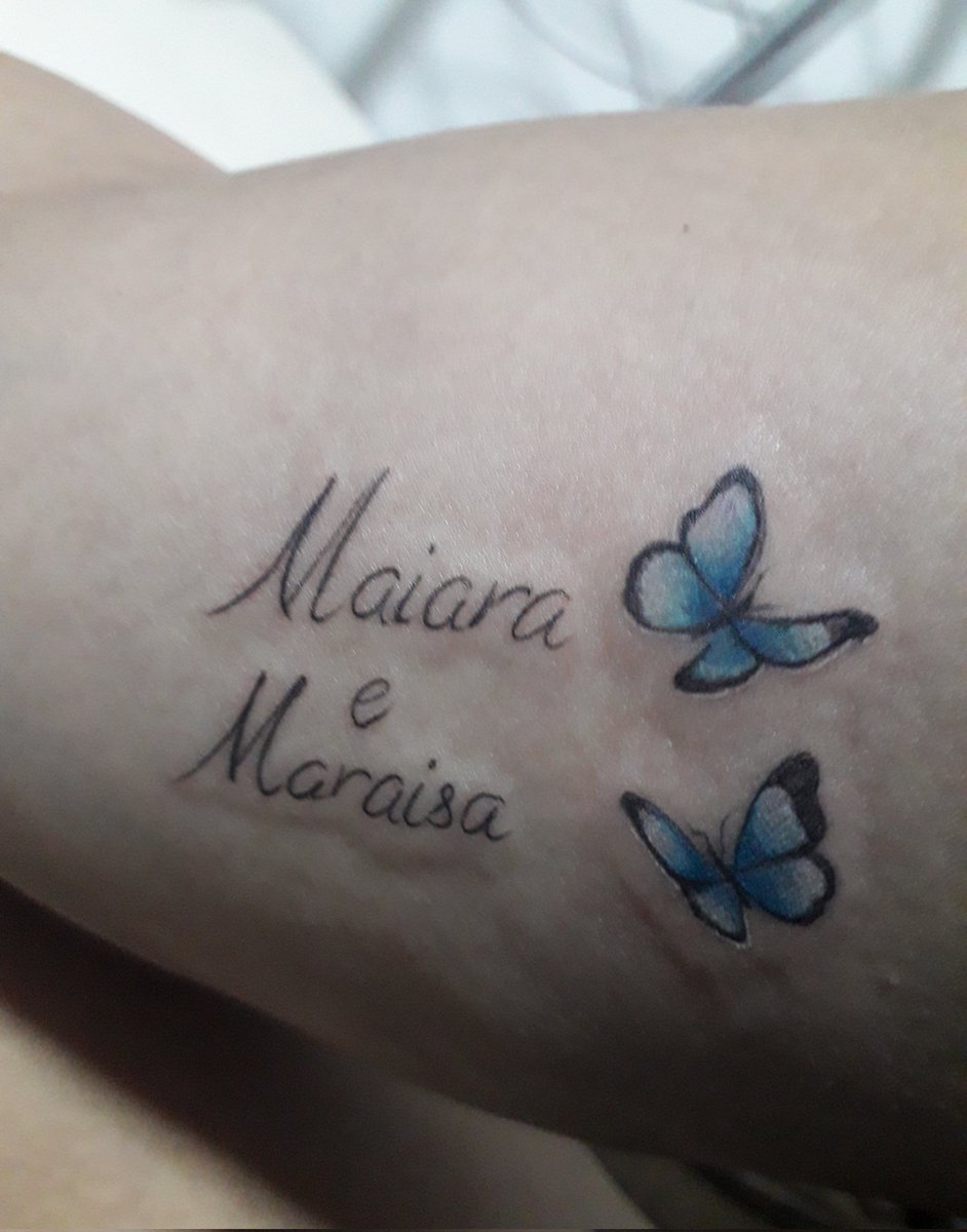 maiaramaraisama's tweet photo. Alô @MaiaraMeM @Maraisa, 23 anos minha primeira TATTO, pq aprendi com vcs o sentindo de #metamofose e resolvir vive mudanças diariamente Obg; por serem luz na minha vida, ces me ajuda d+ na minhas crises de ansiedade então tá aqui o meu carinho e homenagem a vcs🦋❤ https://t.co/LbwJaoHaHY