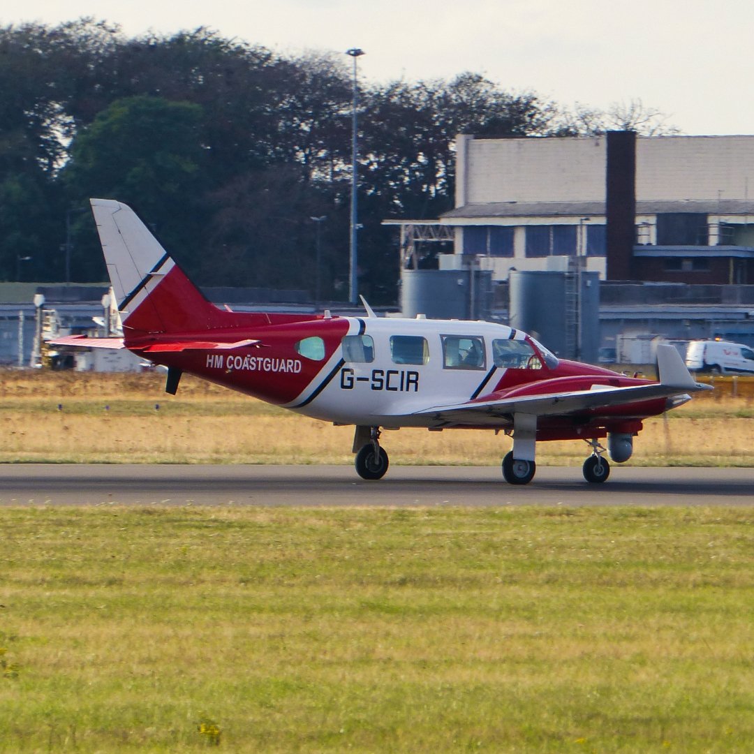Michaelflying28's tweet photo. HM Coastguard operated by 2Excel Aviation Piper PA-31-310 Navajo G-SCIR arriving at Doncaster Airport from Exeter Airport 30.8.22.

#2excel #2excelaviation #piper #piperaircraft #piperpa #piperlovers #navajo #pipernavajo #pa31 #pa31navajo #piperpa31 #hmcoastguard #ukcoastguard https://t.co/xOHqp1DDXc