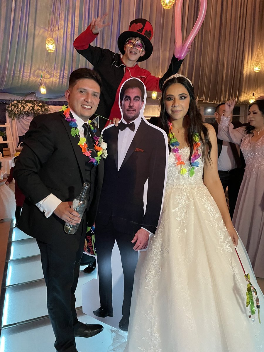 _RaulBV's tweet photo. @LuisBV24
@SChecoPerez
👀🔥
#F1 #ChecoTeam https://t.co/FT2tbaCDPG