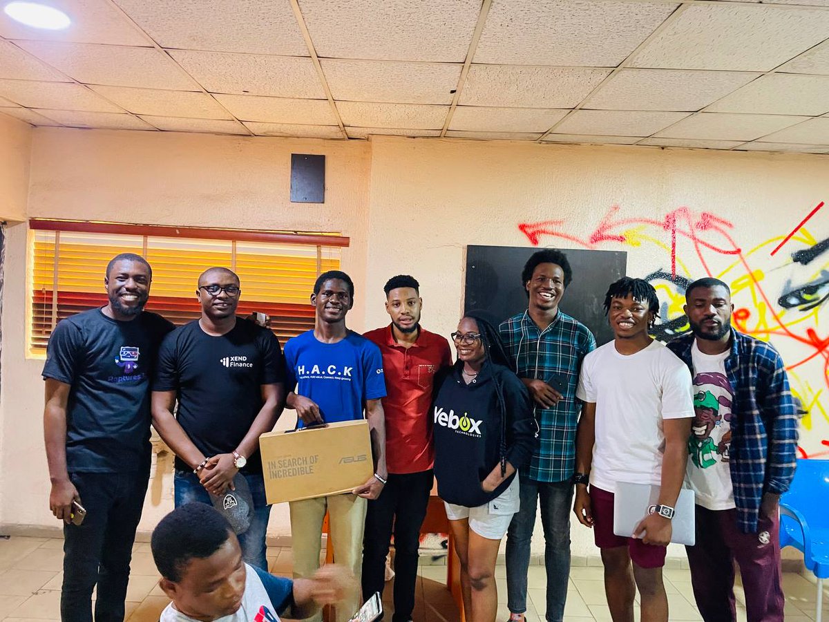 GdgEnugu's tweet photo. Thanks to @DigitalDreamsNG for providing us with a co-working space for our participants to crush those code challenges.

The first position winner, the prize is courtesy of @xendfinance.

#CodeJam22 #Enugu https://t.co/XitqpLb4yR
