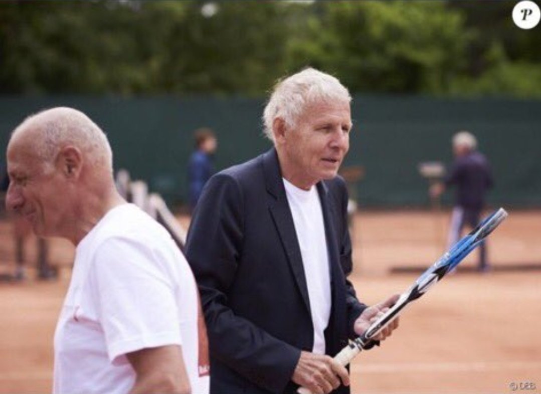 Dget7Getner's tweet image. Ajoute l'igominie à la mauvaise foi. Toi, qui "défend" les femmes contre les hommes violents, je trouve que tu as de bien mauvaises fréquentations ! En fait, tu as des indignations selectives.