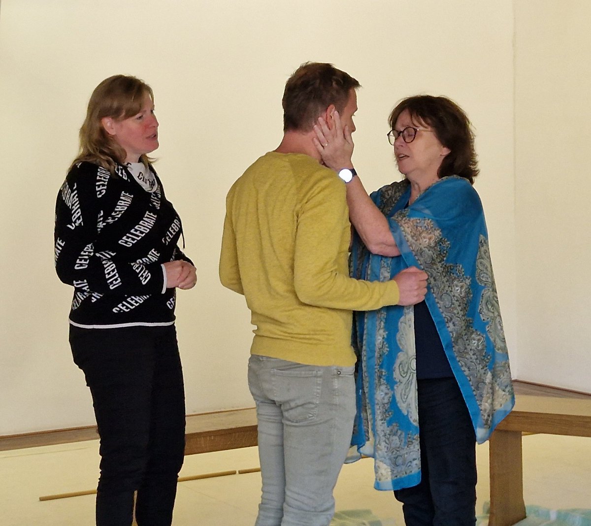 teejaaterpan's tweet photo. Een extra repetitie op zondagochtend bij Ki-Aikido in Bemmel om de puntjes op de i te zetten. 
https://t.co/OtM9O4JUdr voor kaartjes! https://t.co/rdiHctEYG8