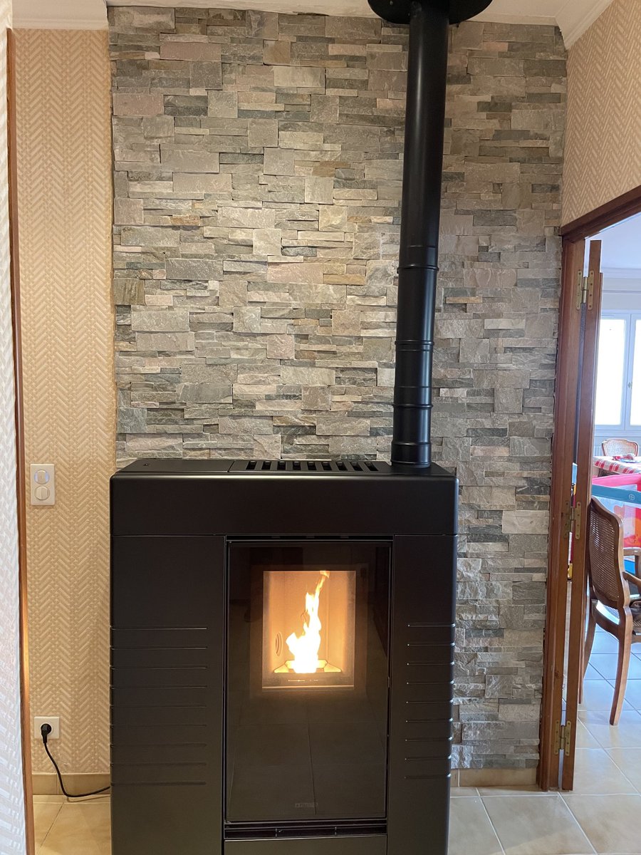 Le Confort Du Feu tweet media