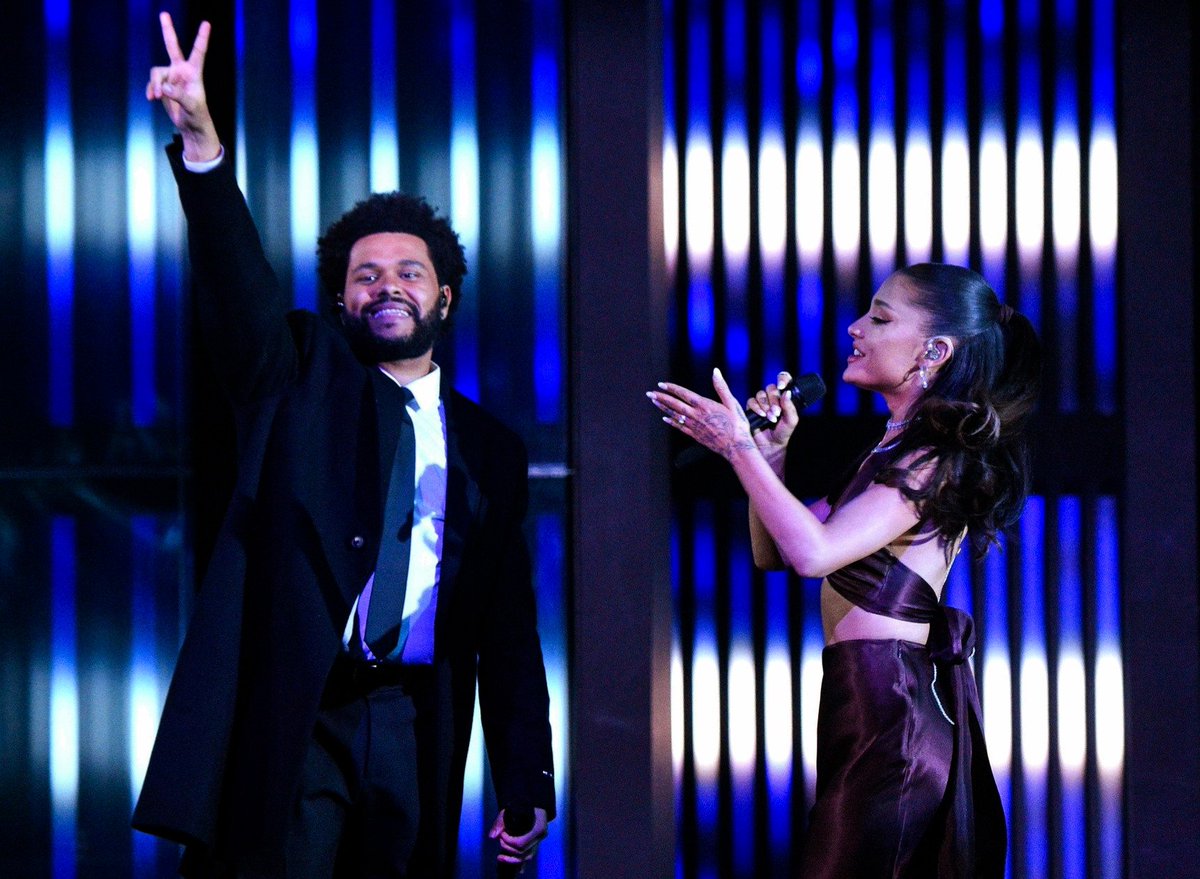 🏆 TOP MELHORES PARCERIAS DE ARIANA GRANDE 🏆 

🥇 Save Your Tears ft. The Weeknd