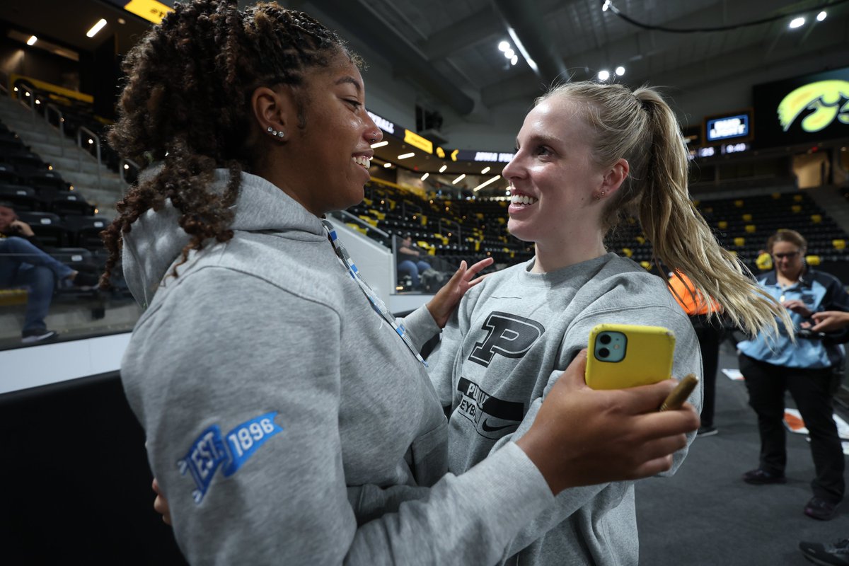 IowaVolleyball's tweet photo. 𝐈𝐭'𝐬 𝐛𝐢𝐠𝐠𝐞𝐫 𝐭𝐡𝐚𝐧 𝐚 𝐠𝐚𝐦𝐞.

Thank you to all the Hawkeye fans who came out and made today special, and to the viewers at home. The 7th women's volleyball game EVER on ESPN.

None of this is possible without 𝙔𝙊𝙐.

#Hawkeyes x #FightForIowa https://t.co/N5ai7k5Qlo