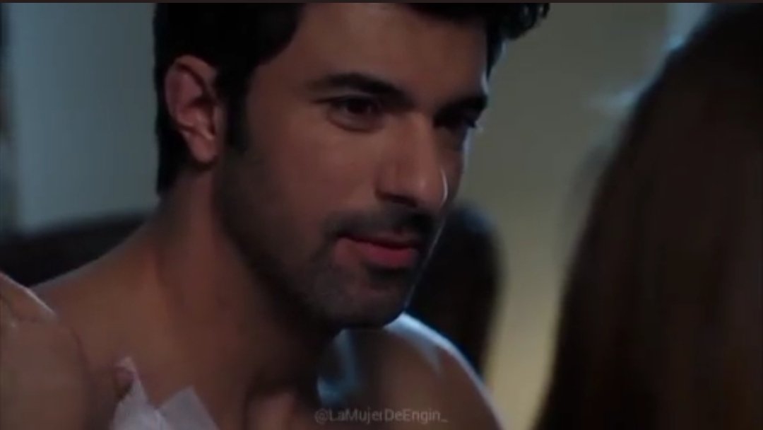 LupeRu2's tweet photo. @LaMujerDeEngin_ Dağhan Soysür 🔥🔥 muerta con esa mirada 🔥❤️
#EnginAkyürek #Daghan #FahriyeEvcen #Selvi #Dagsel #ÖleneKadar #HastaLaMuerte https://t.co/qr0JvgSMPk