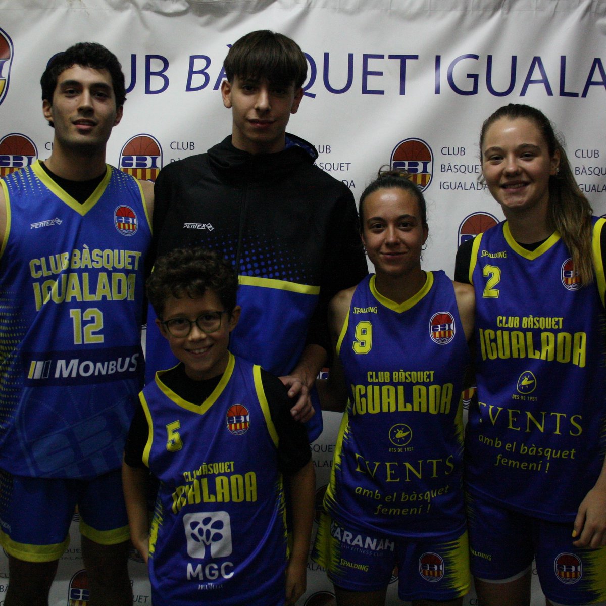 CBIgualada's tweet photo. Recull fotogràfic de l'Acte de la Primera Signatura
Compartim les fotos de l'acte del passat divendres 23 de setembre: https://t.co/WbqAVdSEKU
@esportigualada
#femcbi #fembase #fempedrera #compartimmoments https://t.co/yWpR2Lm7HX
