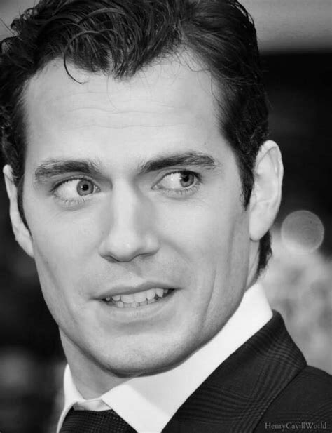 GwenRecord's tweet photo. Appreciation for the many looks and facial expressions this man can give that speak volumes without saying a word. #HenryCavill #RealLifeAdonis https://t.co/ACDj6vE3H3
