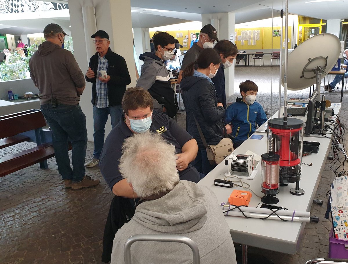DH2PA's tweet photo. @darc_k14 Und es war immer was los am Stand vom #DARC  OV K14 auf dem Landauer #Macherdaach am vergangenen Wochenende. #hamradio https://t.co/Vrh4Oowi1Q