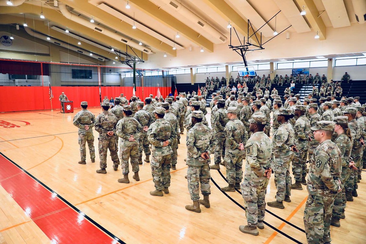 On Friday we cased the colors of our very own 1-14 FAR “Steel Warriors” as they prepare to deploy in support of NATO. This BN is more than ready after preparing themselves through such a demanding training cycle. #toughasdiamonds ! @iii_corps @OfficialFtSill @7Fires3