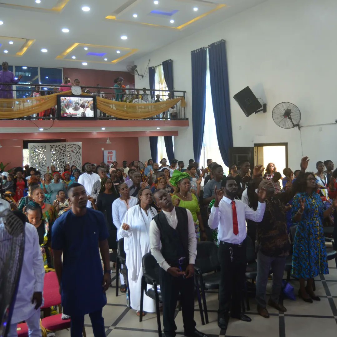 wlbc_phcity's tweet photo. Photohighlights of the G-xploits Grand Finale with Rev. Don Odunze Jnr.
#EaglesNest #AYCF #DoublePortion https://t.co/D4JwA5lfYf