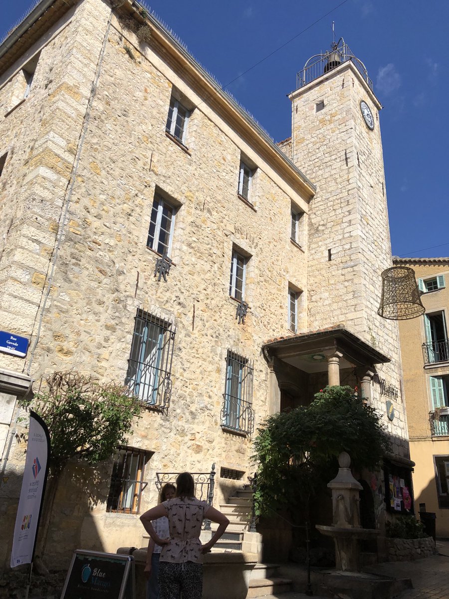 edalmea's tweet photo. #Valbonne, piccolo gioiello dalla pianta a scacchiera nella regione #Provenza #Alpi #CostaAzzurra, incanta con atmosfere d’altri tempi. #Francia #ExploreFrance ⁦@viaggiatori⁩ @IT_AtoutFrance⁩ ⁦@BarbaraLovato1⁩ https://t.co/9YvLbjxgfV
