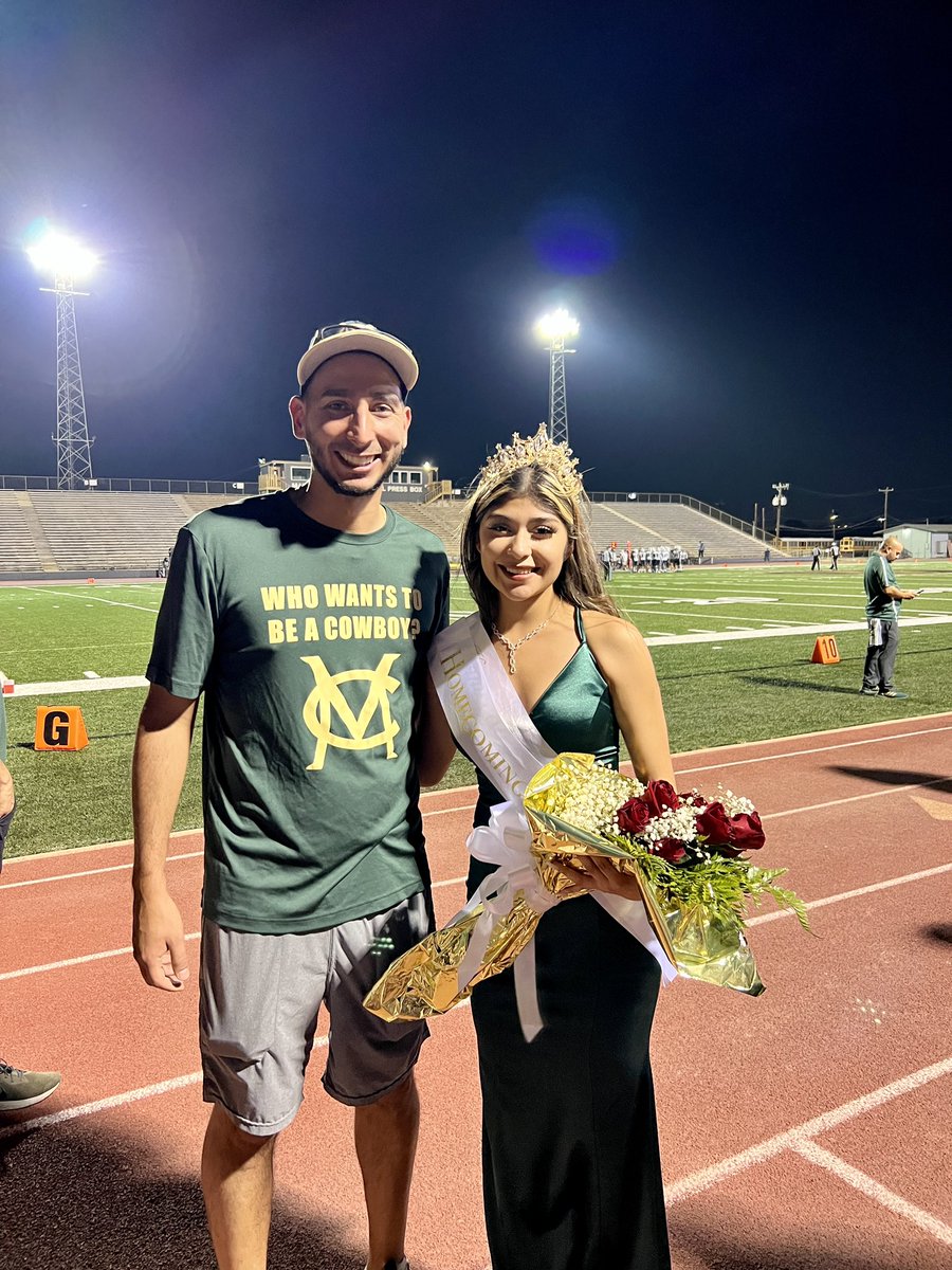 Also, Congrats to our own Rubi Moreno for winning 2022 Homecoming Queen 👸🤠!